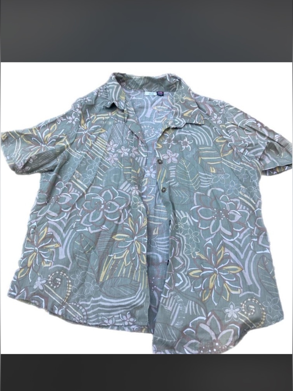 Casual Short-Sleeve Button-Down Shirt - Sage Green Floral
